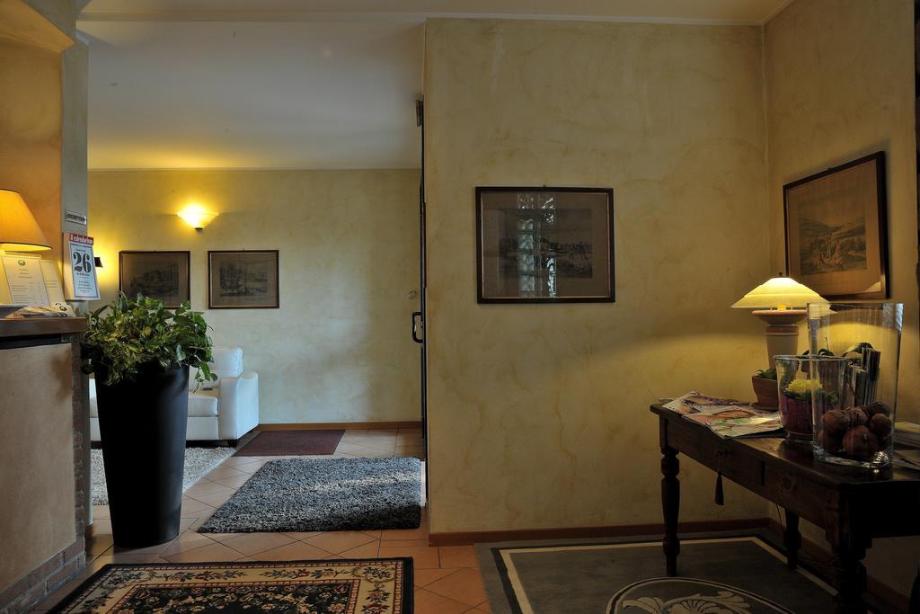 Hotel Parco Castelvetro Piacentino Екстериор снимка